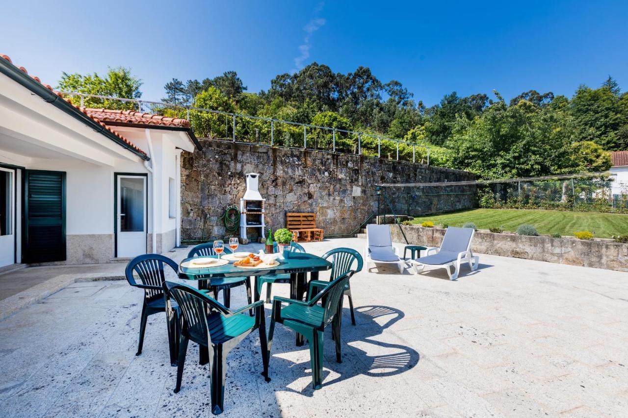 Casa Da Leira *