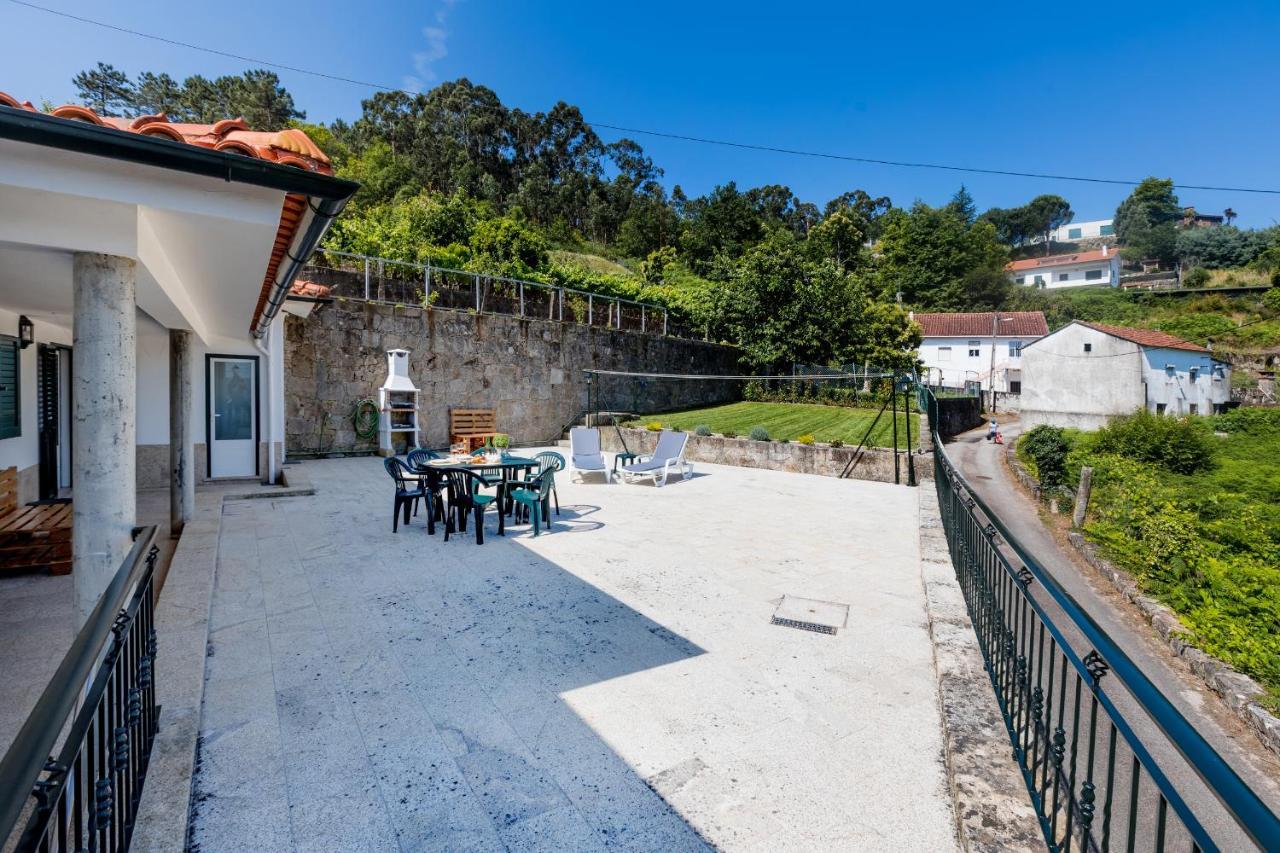 Casa Da Leira Holiday home